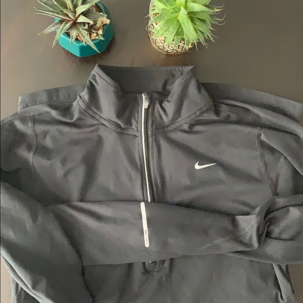 Nike 3/4 zip. Charcoal gray. Good condition.